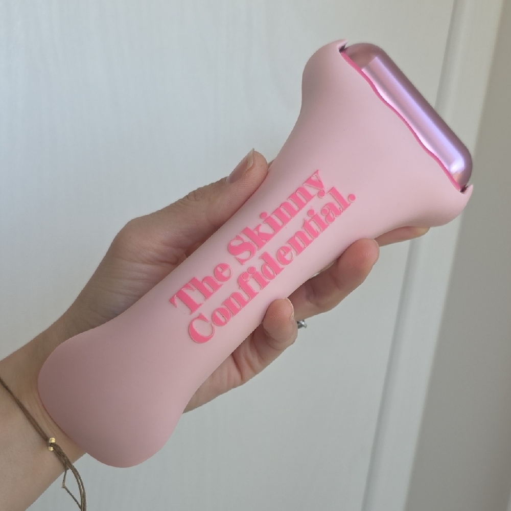 Pink The Skinny Confidential Ice Roller